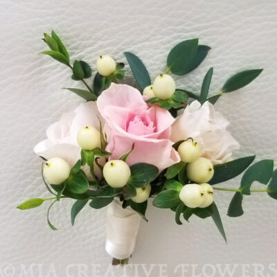 Sweet Soufflé Boutonnière