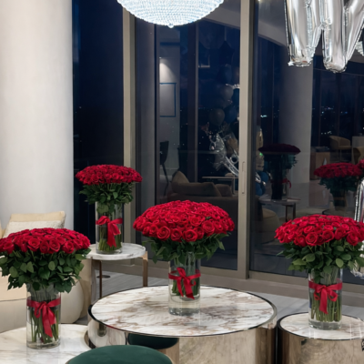 Signature Red Roses Valentine’s Gift