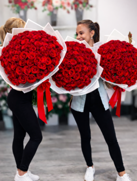PREMIUM RED ROSES VALENTINE’S GIFT